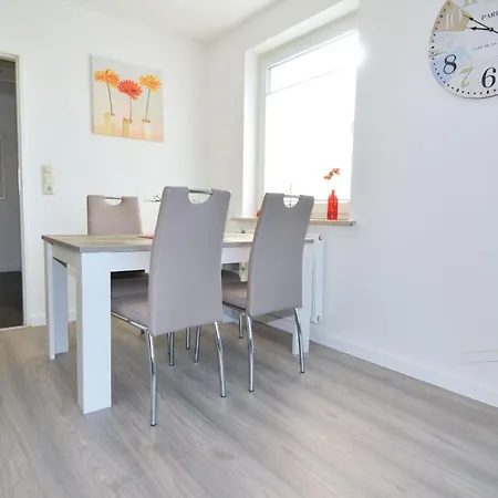 Tohuus 3 - Wittrockstr 7 3 * Heiligenhafen